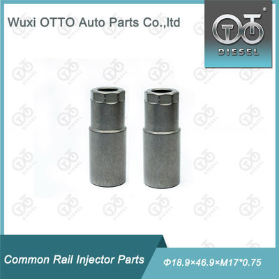 उच्च गति स्टील डीजल ईंधन इंजेक्टर नोजल कैप नट का आकार Φ18.9×46.9×M17*0.75, पेपर बॉक्स पैकिंग में प्लास्टिक बैग के साथ पाइज़ो इंजेक्टर के लिए