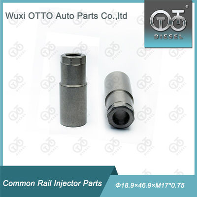 उच्च गति स्टील डीजल ईंधन इंजेक्टर नोजल कैप नट का आकार Φ18.9×46.9×M17*0.75, पेपर बॉक्स पैकिंग में प्लास्टिक बैग के साथ पाइज़ो इंजेक्टर के लिए